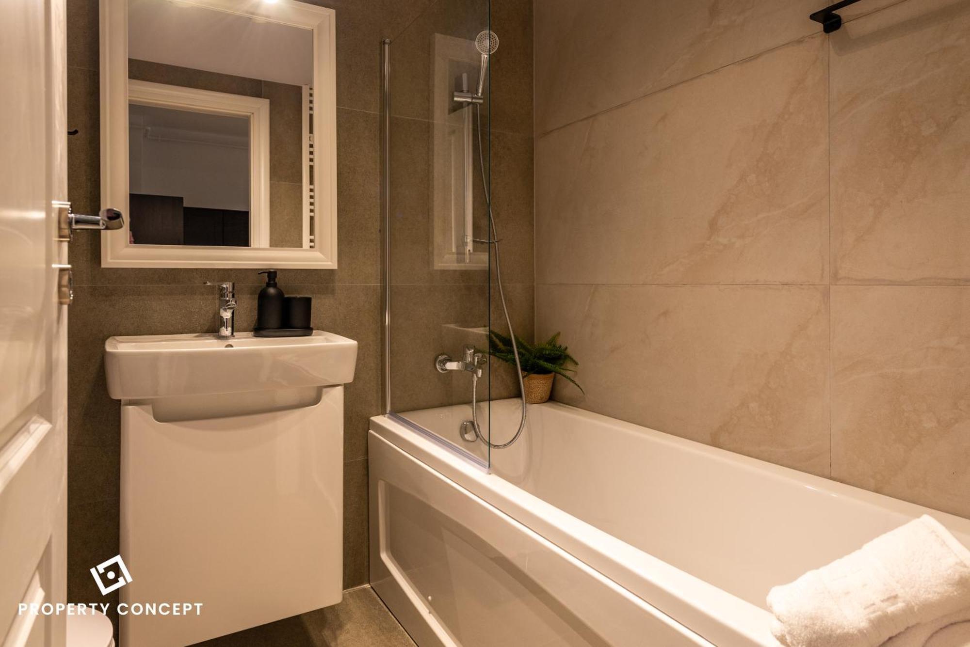 Central Residence Apartment 921 Bukares Bagian luar foto